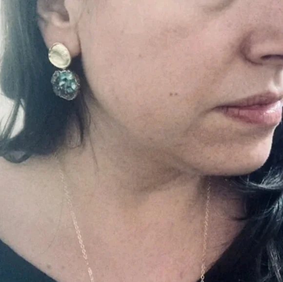 💖 Statement Gold teal green drop geometric women's earrings evening elegant - Picture 3 of 8